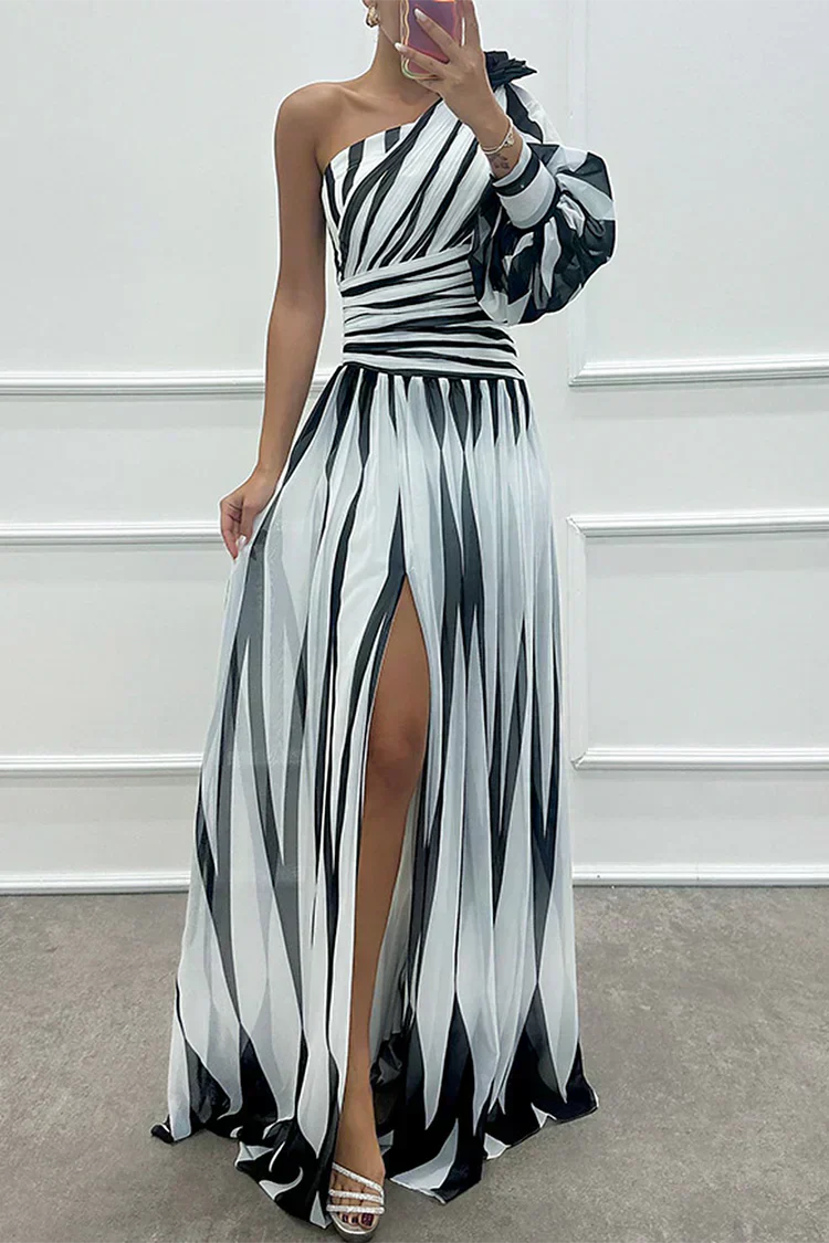 Ellis & Johnson™ | Elegante Abito Maxi a Righe con Spalla Scoperta