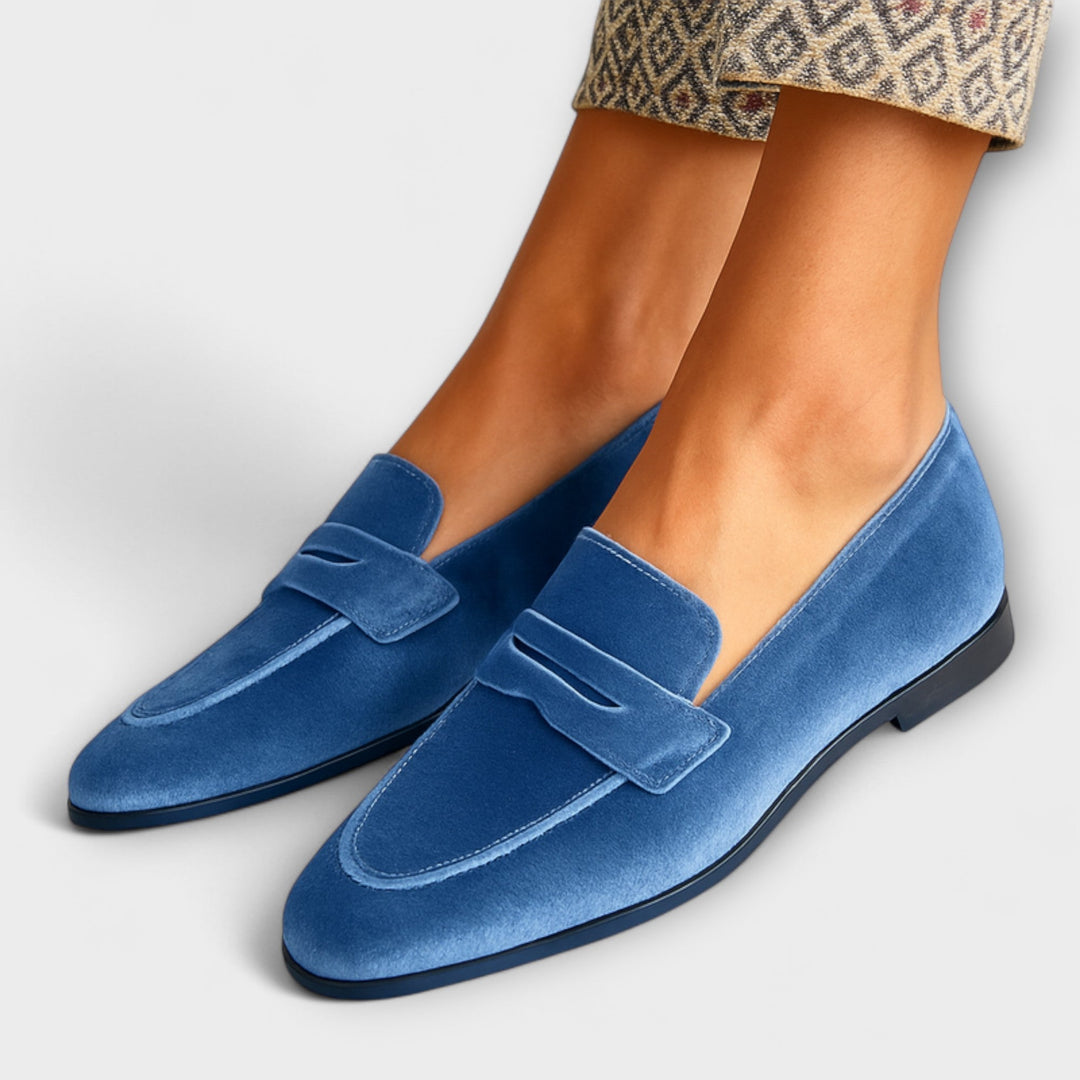 Louise™ | Moccasins in Soft Velvet