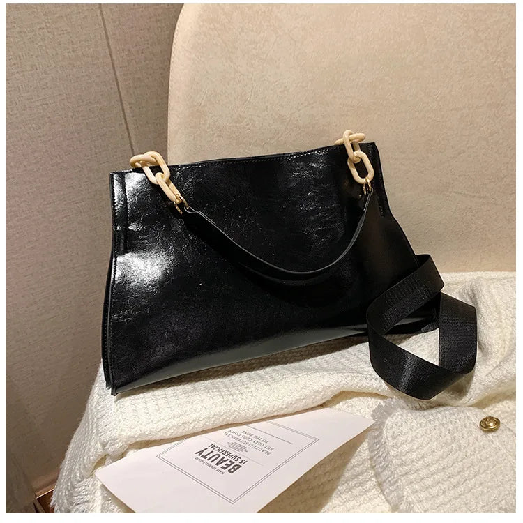 Stilosa Borsa a Spalla in Pelle Morbida - Ampia Capacità e Design Elegante