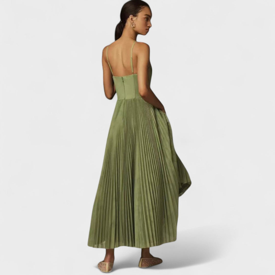Elodie - Il vestito con eleganza