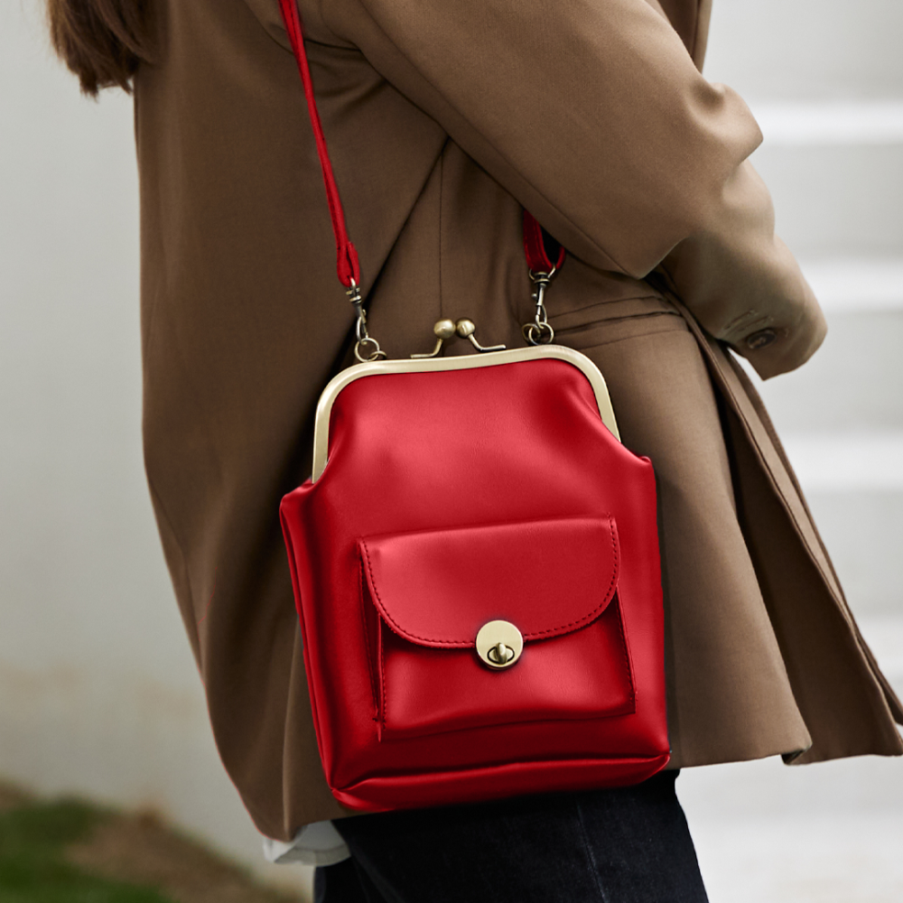 Max Vintage Bag - Elegantly Chic Retro Pieces