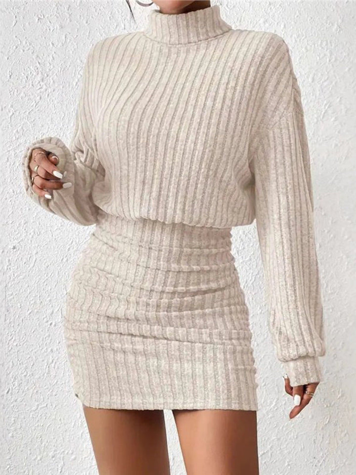Abito a Maglia a Coste con Collo Alto Nora