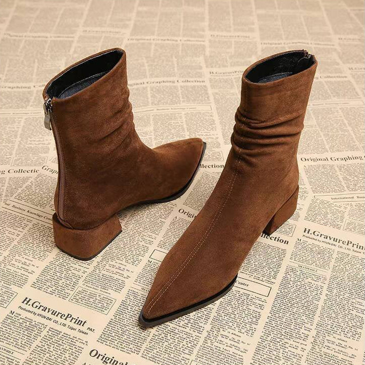 Elia Boots