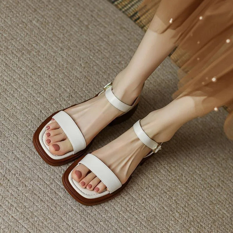 BIANCA | Sandali Eleganti per Comfort Quotidiano e Stile Classico