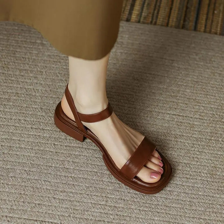 BIANCA | Sandali Eleganti per Comfort Quotidiano e Stile Classico