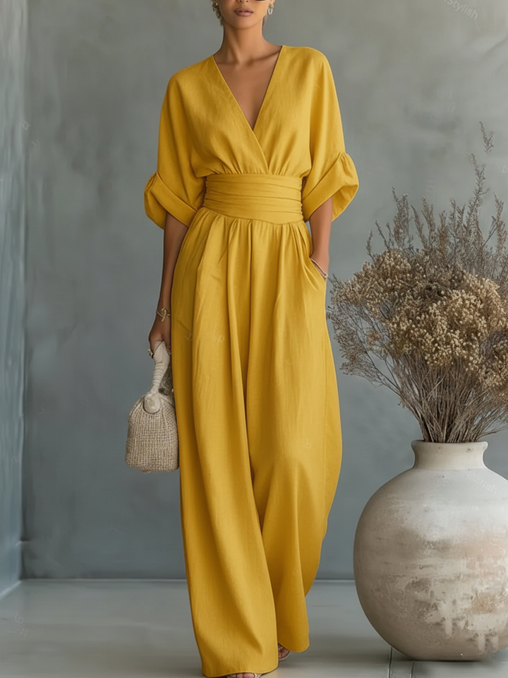 Combinazione elegante con scollo a V e vita alta