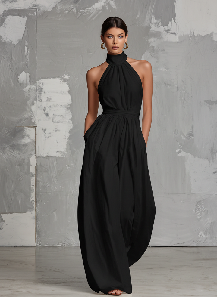Combinazione elegante bianca tessuta, senza maniche, con colletto a halter