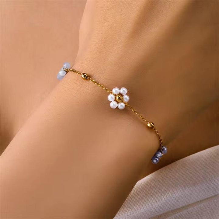 Dainty Daisy Necklace and Bracelet Set