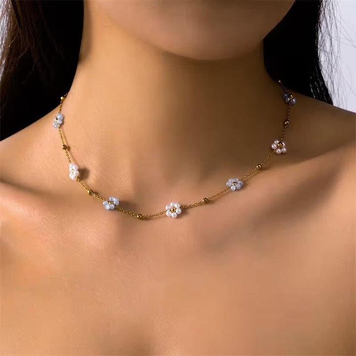 Dainty Daisy Necklace and Bracelet Set