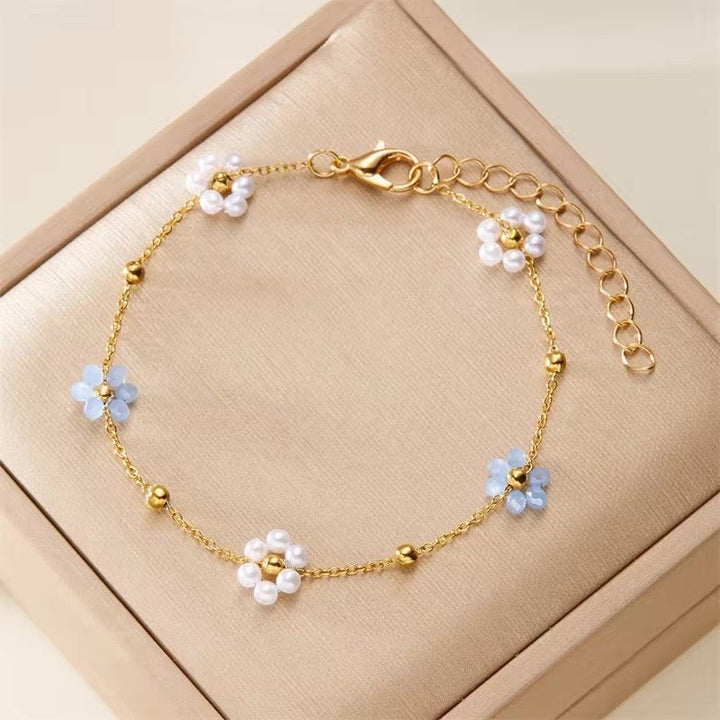Dainty Daisy Necklace and Bracelet Set