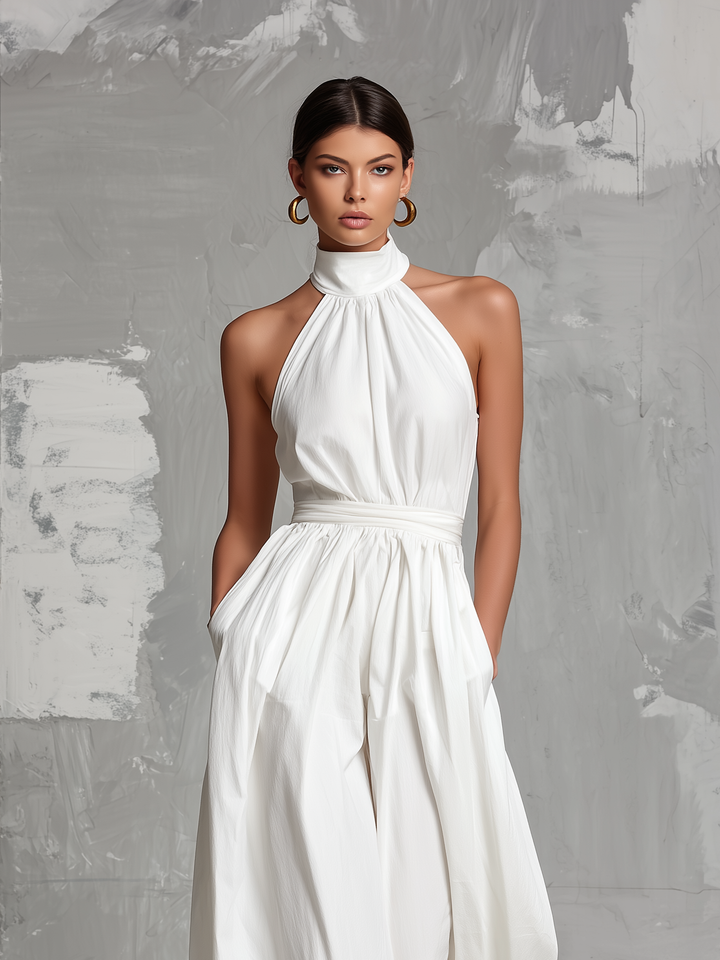 Combinazione elegante bianca tessuta, senza maniche, con colletto a halter
