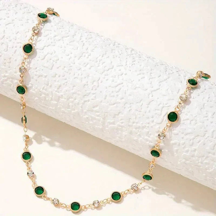 Choker Elegante con Smeraldi e Diamanti