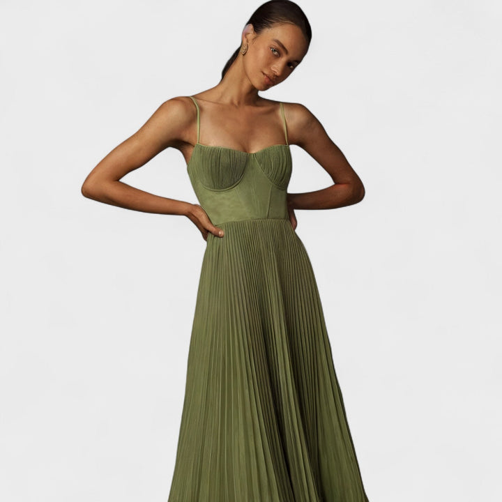 Elodie - Il vestito con eleganza
