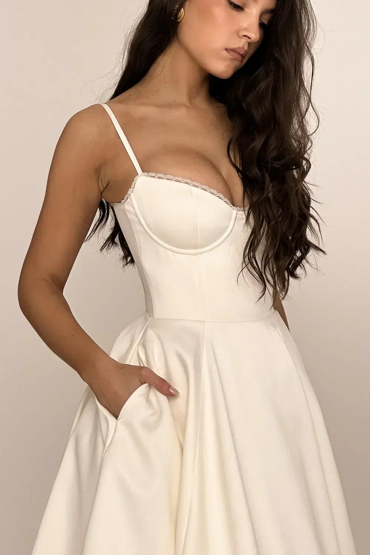 Cordelia | Abito Delicato in Tulle