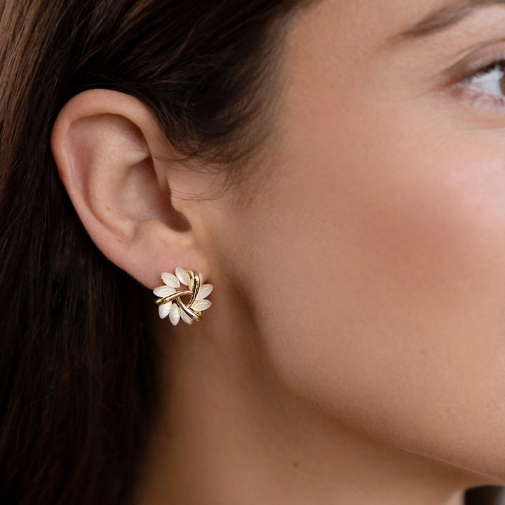 Orecchini in Oro con Fiori di Opale