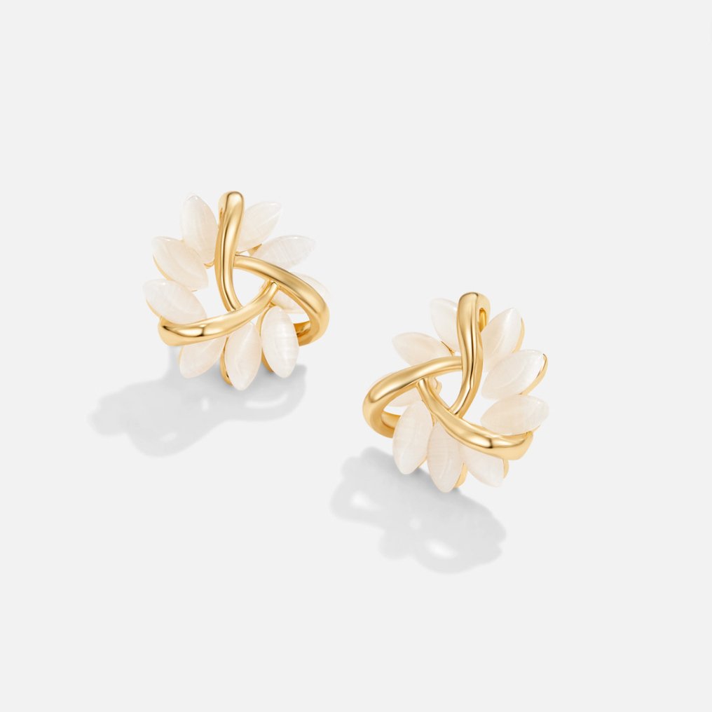 Orecchini in Oro con Fiori di Opale
