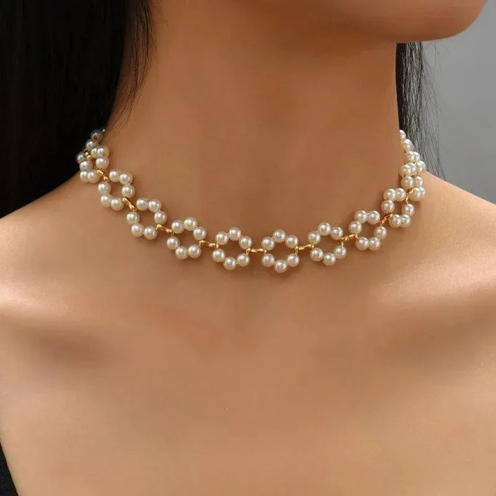 Choker con Fiore di Margherita in Perle