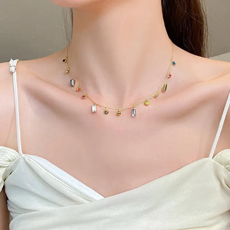 Choker Elegante con Cristalli Dainty Distribuiti