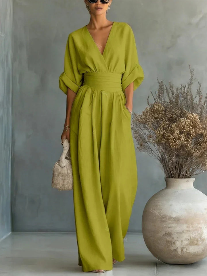Combinazione elegante con scollo a V e vita alta